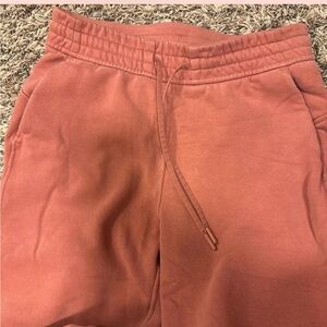 Lululemon loungeful straight leg brier Rose sweat  Pants